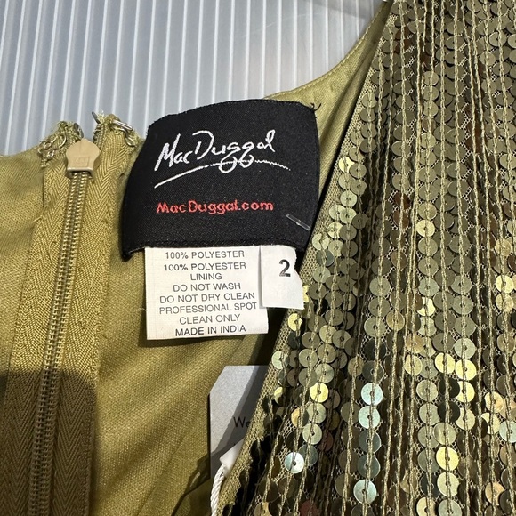 (252) ❤️ BNWT MAC DUGGAL SEQUINED BUTTERFLY SLEEVE WRAP OVER A LINE GOWN #10773 - Picture 9 of 14